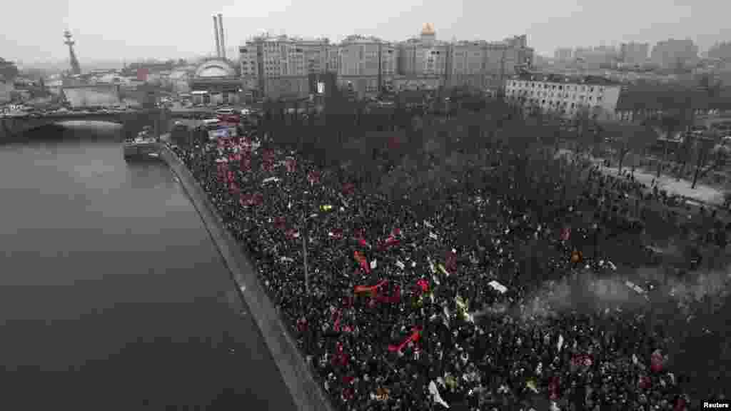 Bolotnaya meydanı, 10 dekabr