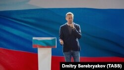 Алексей Навальный "Россия будущего" дейтін тіркелмеген партияның съезінде сөз сөйлеп тұр. Калуга облысы, 28 наурыз 2019 жыл.