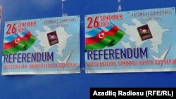 Referendum plakatları